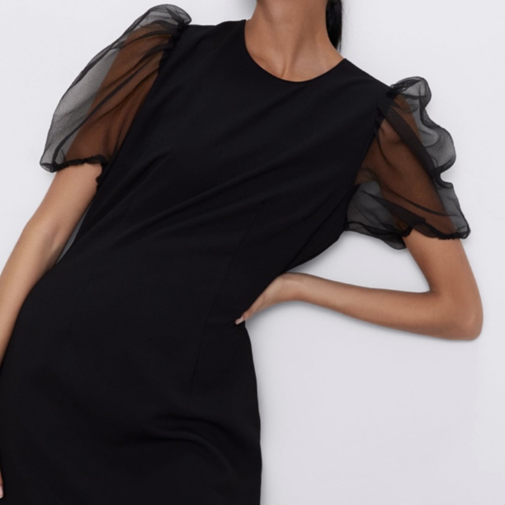 Zara form fitting black midi dress NWT